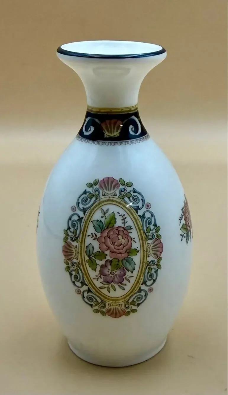 Wedgwood Runnymede Blue Bone China Bud Vase 5.5” England Floral Vintage